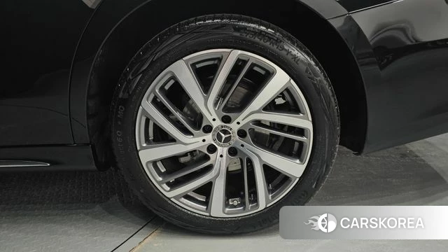 Mercedes-Benz E-Class W214 id 4612256 из Кореи 13