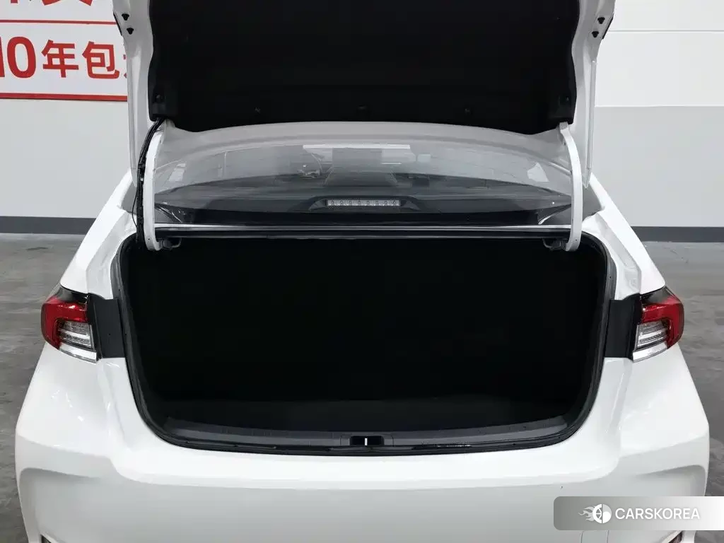 Toyota Corolla id 4576331 из Китая 13