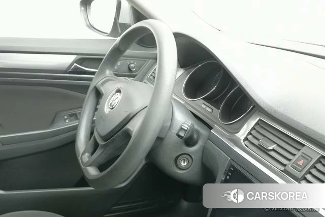 Volkswagen Bora id 4210162 из Китая 13