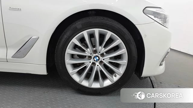 BMW 5 Series (G30) id 4339741 из Кореи 13