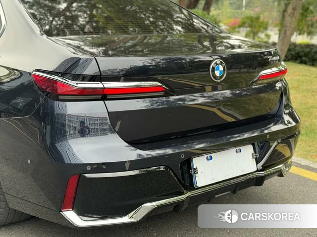 BMW 7 series id 3926877 из Китая 13