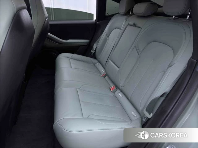 Weilai ET5 id 4190463 из Китая 13