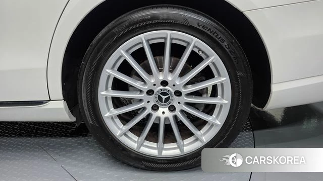 Mercedes-Benz E-Class W213 id 4671532 из Кореи 13