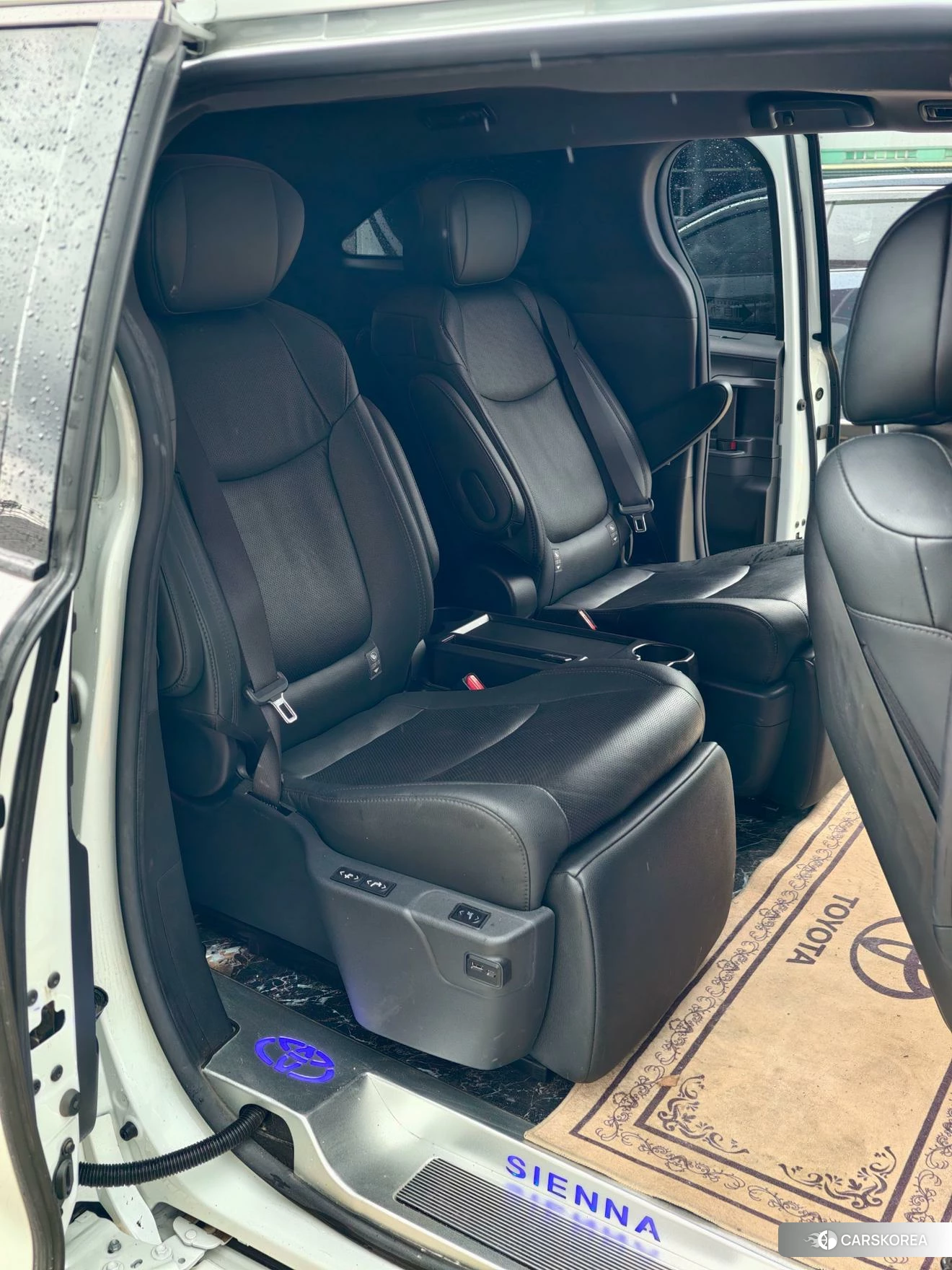 Toyota Saina id 4479594 из Китая 12