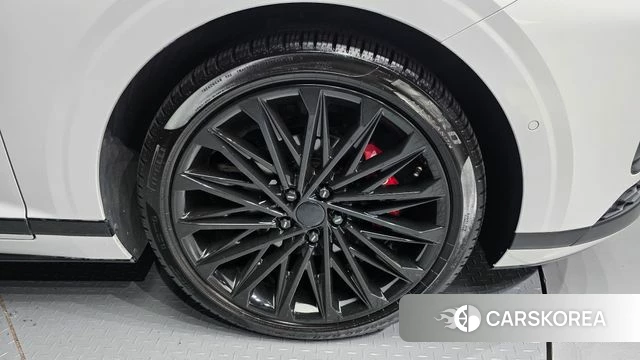 Hyundai Grandeur Hybrid (GN7) id 4880092 из Кореи 13