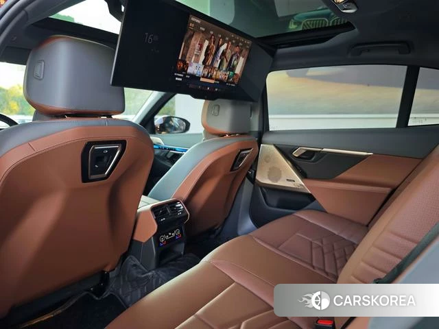 BMW i5 id 4199024 из Китая 13