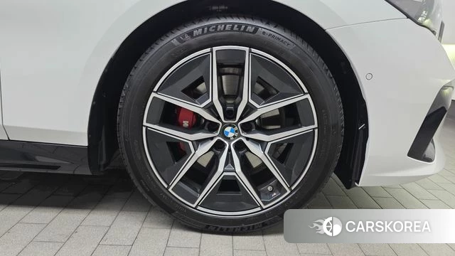 BMW 5 Series (G60) id 4570980 из Кореи 13