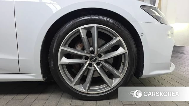Audi A7 (4K) id 4518884 из Кореи 13
