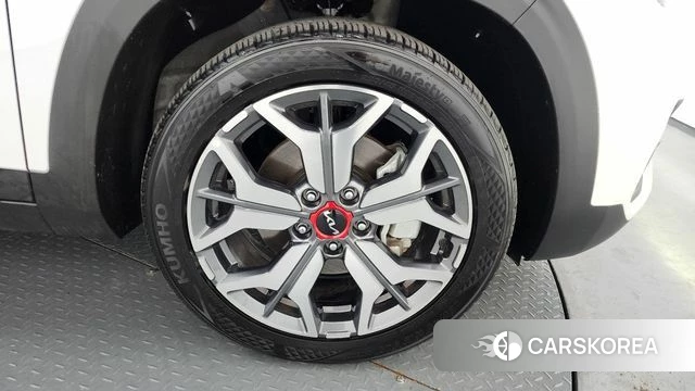 Kia Seltos id 4309351 из Кореи 13