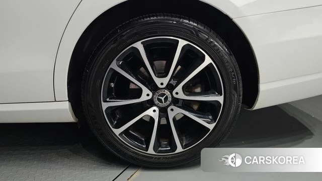 Mercedes-Benz E-Class W213 id 4702958 из Кореи 13