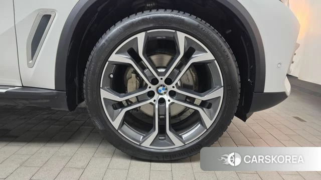 BMW X5 (G05) id 4572647 из Кореи 13