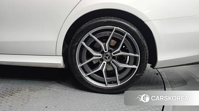 Mercedes-Benz E-Class W213 id 4651277 из Кореи 13