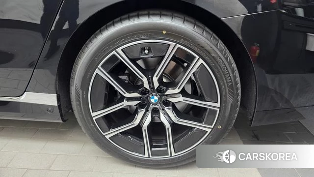 BMW 7 Series (G70) id 4681329 из Кореи 13