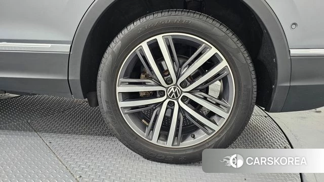 Volkswagen Tiguan Allspace id 4540817 из Кореи 13