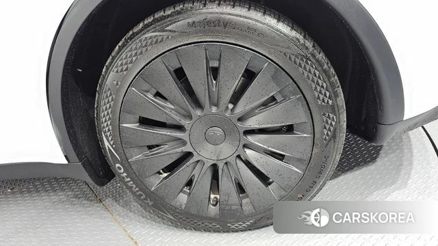 Tesla Model Y id 4579186 из Кореи 13