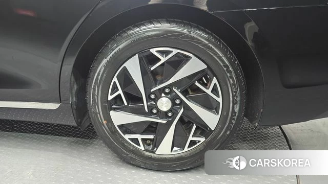 Hyundai The New Grandeur IG Hybrid id 4549924 из Кореи 13
