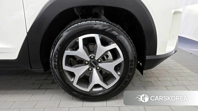 Ssangyong Torres id 4380870 из Кореи 13