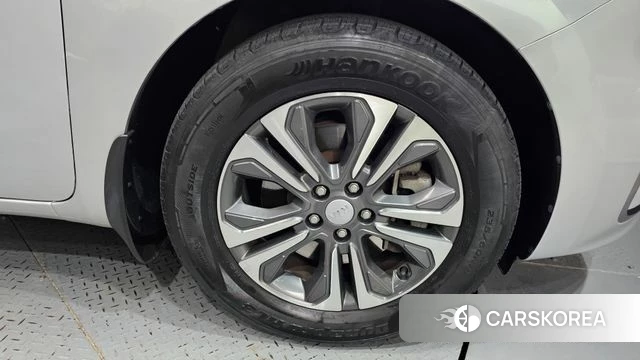 Kia The New Carnival id 4251387 из Кореи 13