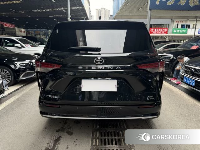 Toyota Saina id 4260773 из Китая 13