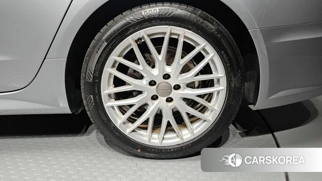 Audi New A6 id 4471577 из Кореи 13