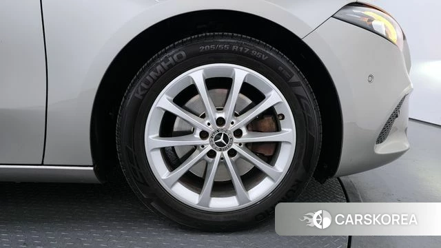 Mercedes-Benz A-Class W177 id 4268929 из Кореи 13