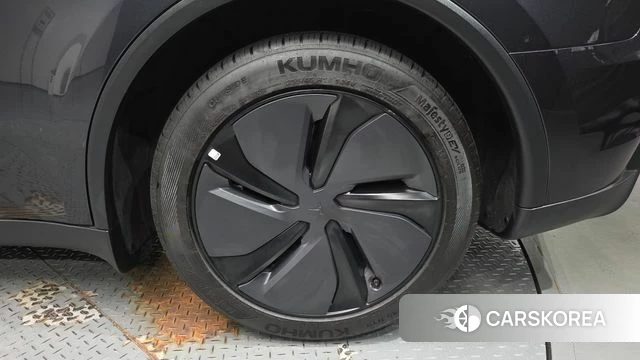 Tesla Model Y id 4468452 из Кореи 13