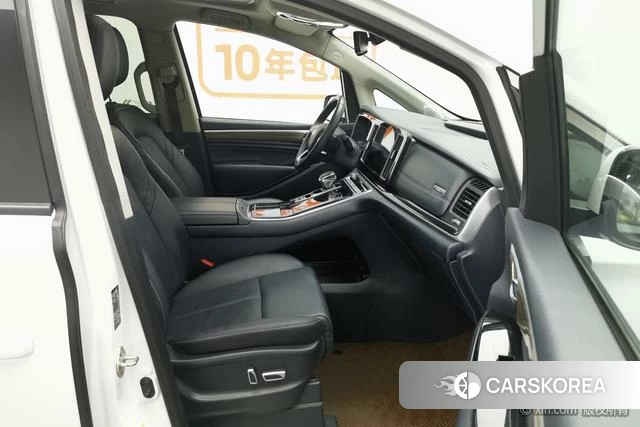 GAC Trumpchi Trumpchi M8 id 4210325 из Китая 13