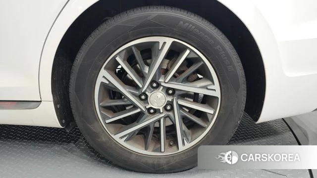 Hyundai The New Grandeur IG id 4383166 из Кореи 13