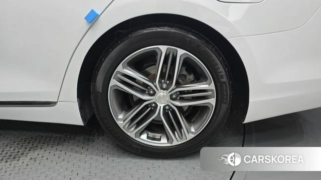 Hyundai Grandeur IG id 4626476 из Кореи 13