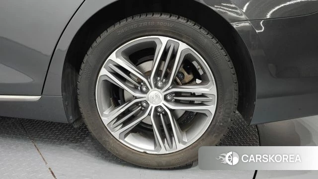 Hyundai Grandeur IG id 4620378 из Кореи 13