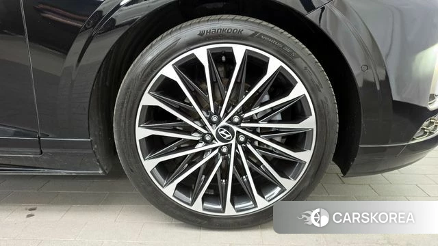 Hyundai Grandeur (GN7) id 4201352 из Кореи 13