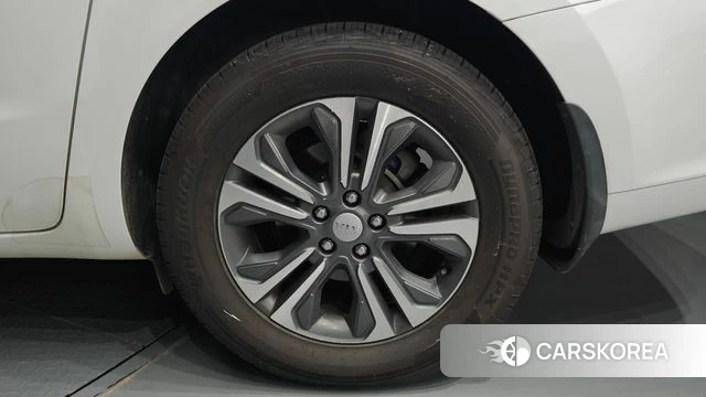 Kia The New Carnival id 4930459 из Кореи 13