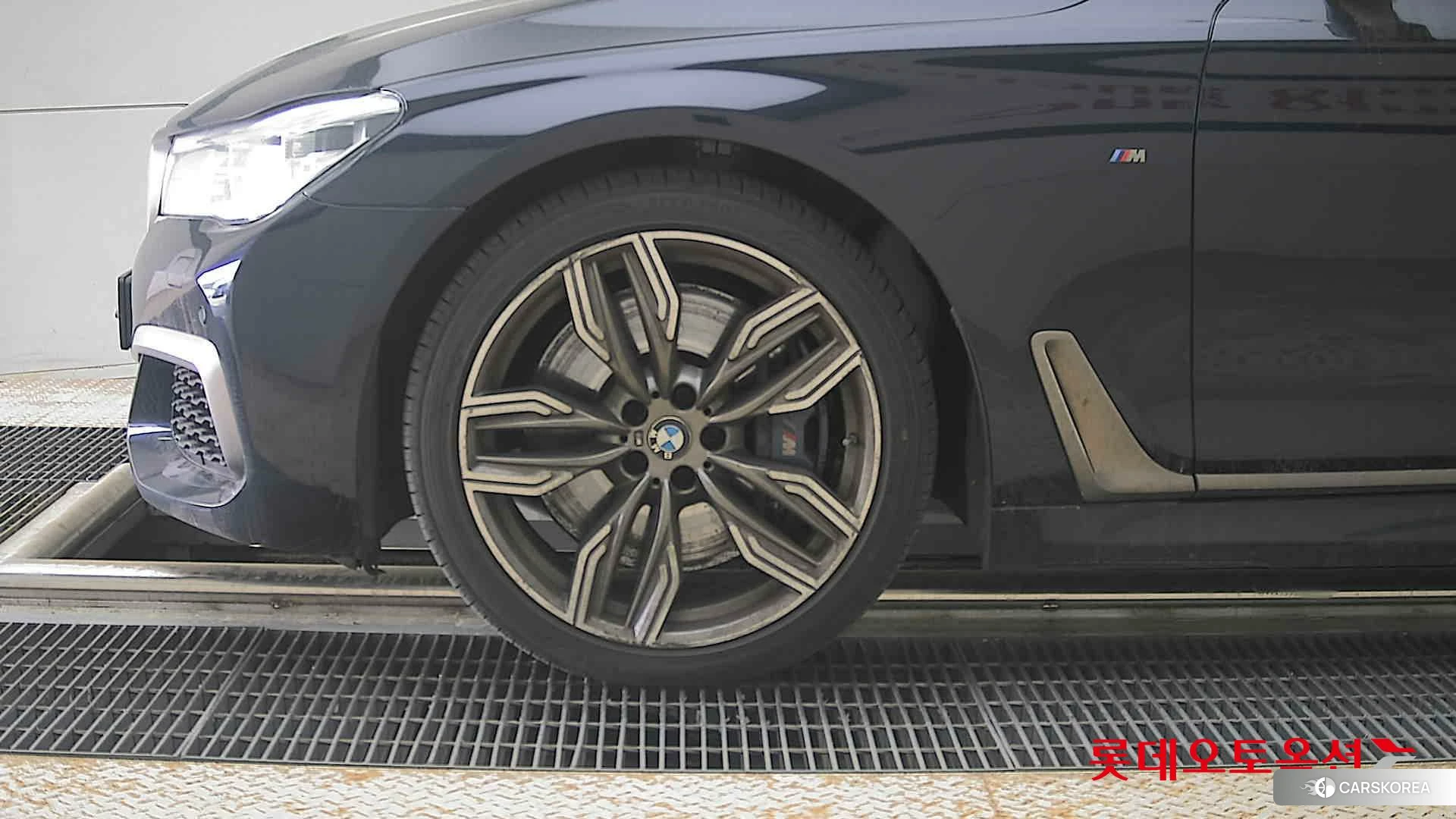 BMW  M760Li xDrive id 4289667 из Кореи 13