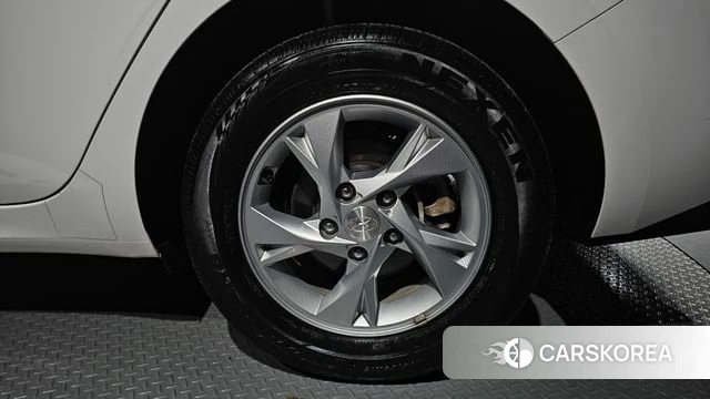 Hyundai Avante (CN7) id 4943414 из Кореи 13