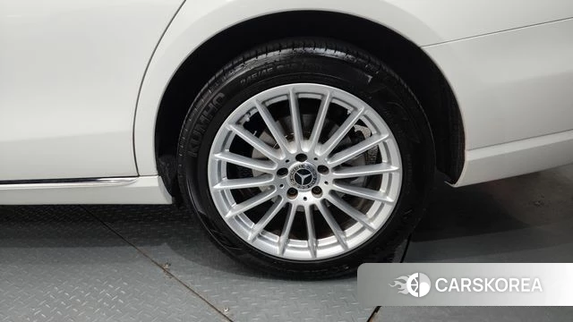 Mercedes-Benz E-Class W213 id 4292399 из Кореи 13