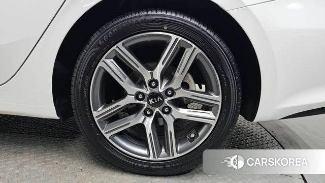 Kia Come New K3 id 4496626 из Кореи 13