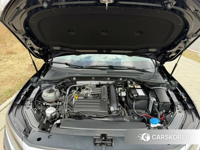 Volkswagen Passat id 4263069 из Китая 13