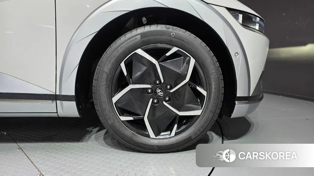 Hyundai Ionic 5 id 4603464 из Кореи 13