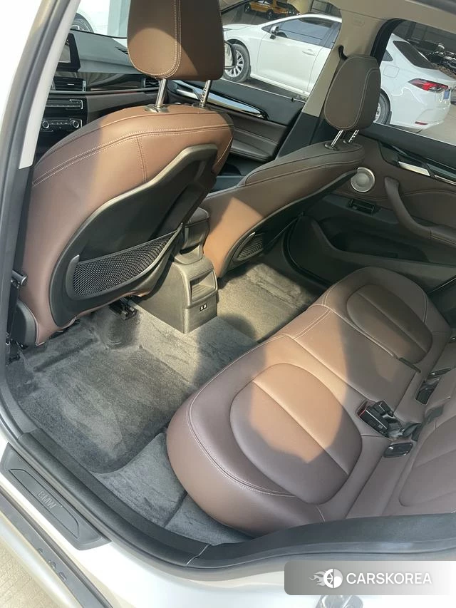 BMW X1 id 4262101 из Китая 13