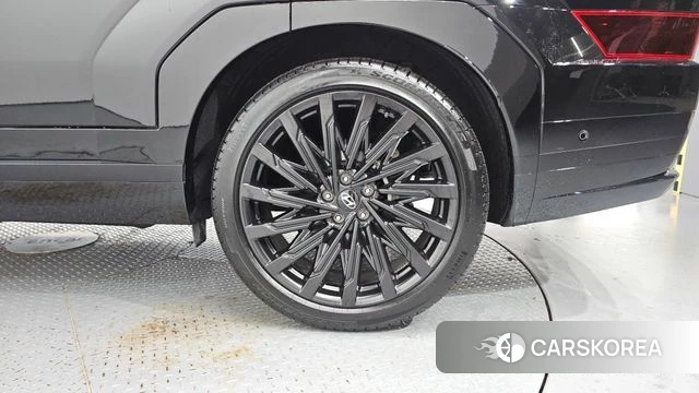 Hyundai Santa Fe (MX5) id 4488148 из Кореи 13