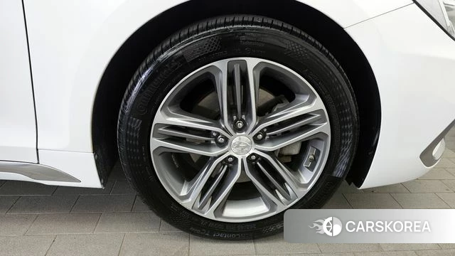 Hyundai Grandeur IG id 4339667 из Кореи 13