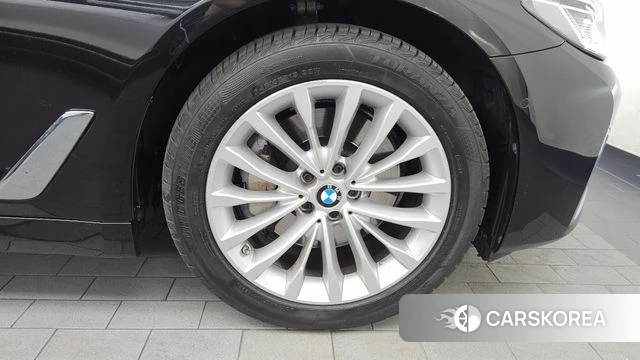 BMW 5 Series (G30) id 4444265 из Кореи 13