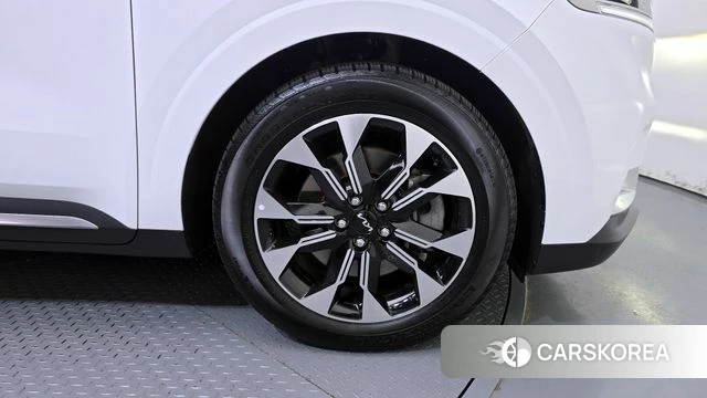 Kia Carnival 4th generation id 4308908 из Кореи 13