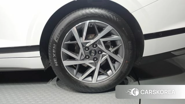Hyundai Grandeur Hybrid (GN7) id 4921002 из Кореи 13