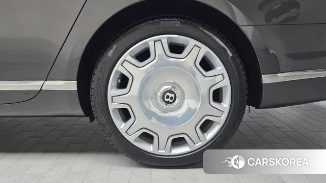 Bentley Mulshan id 4372013 из Кореи 13