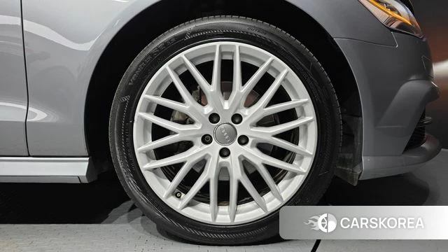 Audi New A6 id 4502665 из Кореи 13
