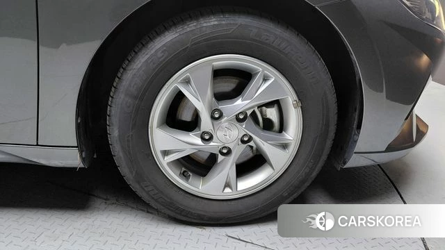 Hyundai Avante (CN7) id 4428429 из Кореи 13