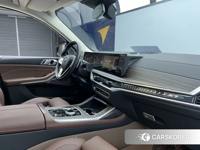 BMW X7 id 4218702 из Китая 13