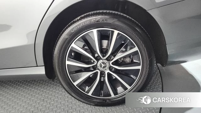 Mercedes-Benz C-Class W205 id 4435158 из Кореи 13