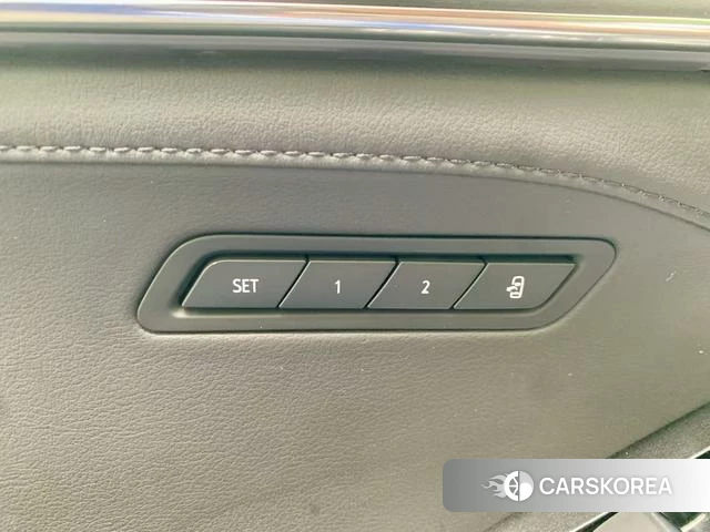 Cadillac CT5 id 4253919 из Китая 13